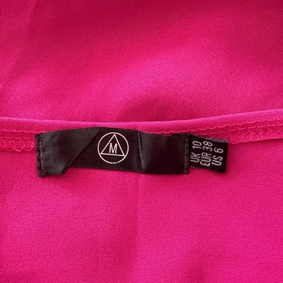 Missguided Hot Pink Mini Skirt - Picture 6 of 6